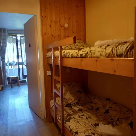 Bel La Cour Classe 2 Etoiles Apartment